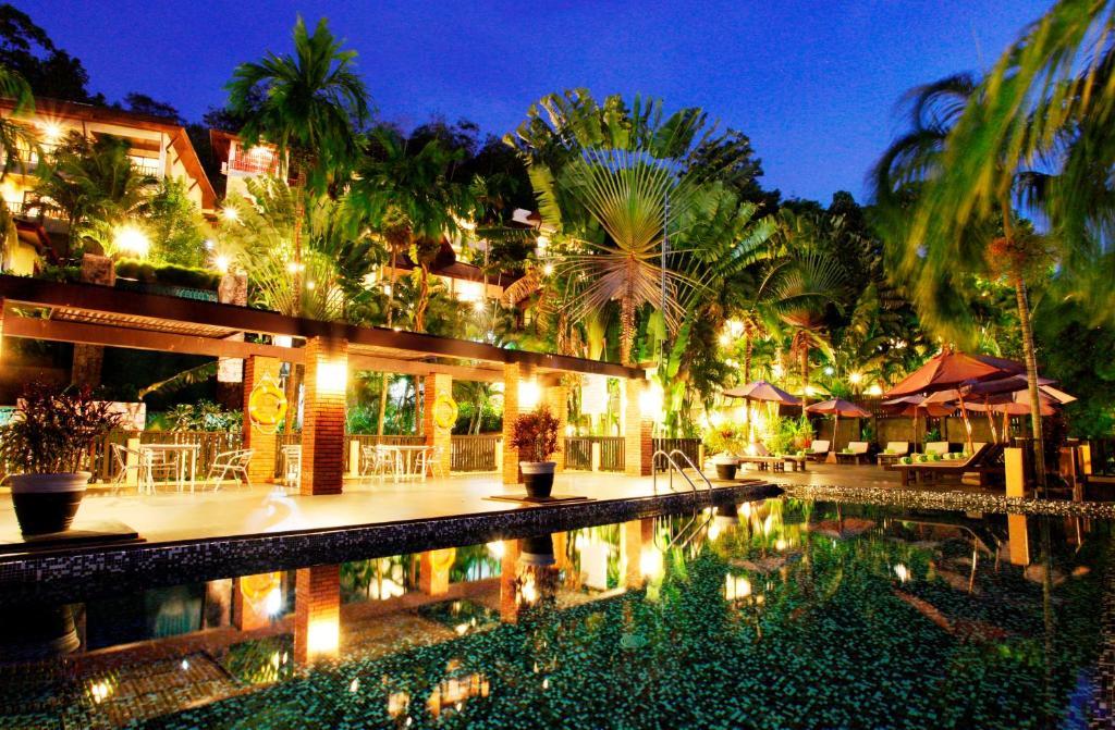 Patong Cottage Resort Экстерьер фото