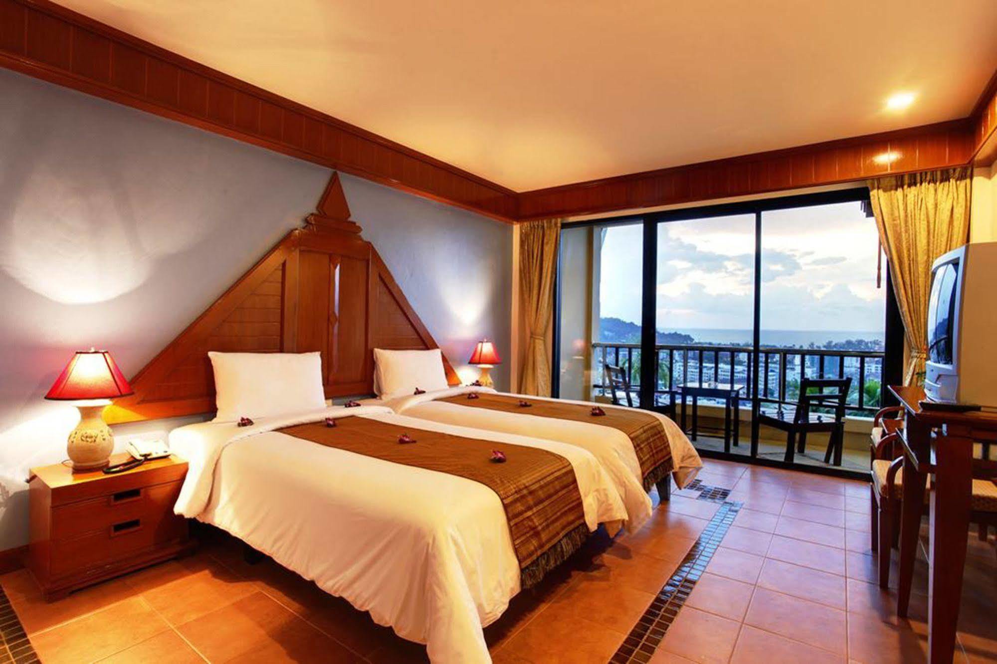 Patong Cottage Resort Экстерьер фото