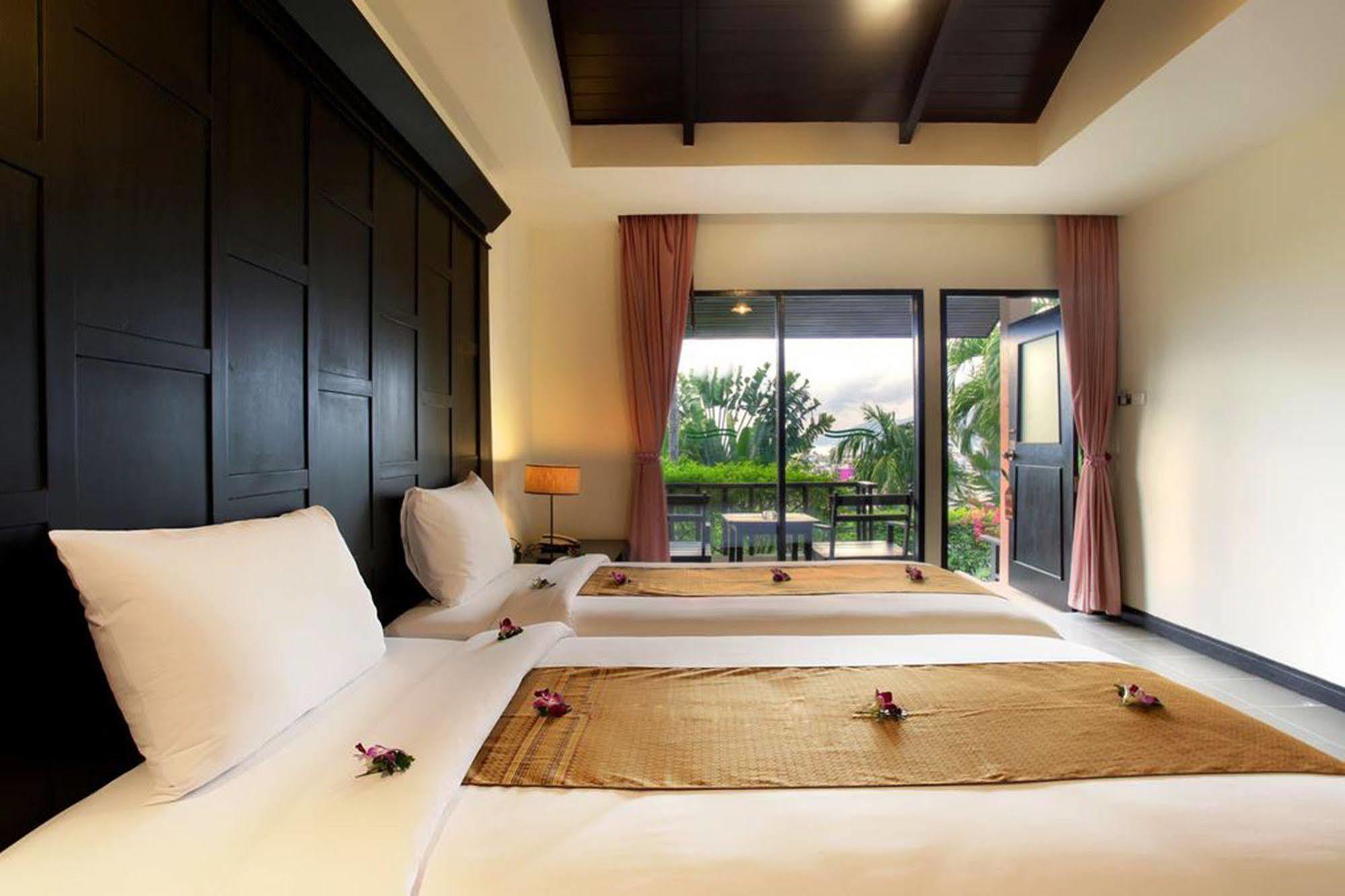 Patong Cottage Resort Экстерьер фото